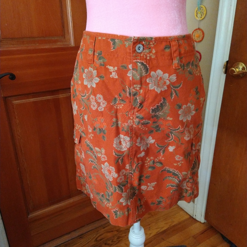 Eddie Bauer women's cargo skirt